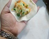 A picture of step 2 of Butterfly Cheesy Momos.