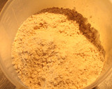 Foto del paso 1 de la receta: Pan mestizo y con semillas de girasol partidas