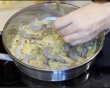 Foto del paso 2 de la receta: Langostinos encebollados