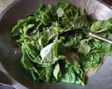 Foto langkah ke 3 dari resep Sayur bayam rumahan.