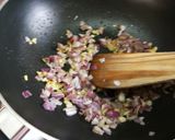 A picture of step 3 of Mexican salsa sauce.