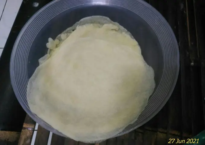 Langkah-langkah untuk membuat Cara membuat 452. Martabak Ala Rumahan ðŸ˜‚ðŸ˜‚