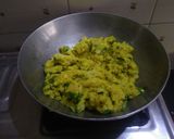 A picture of step 2 of Vada pav.