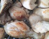 Gambar langkah 2 resipi Ayam Kurma Seekor.