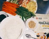 Hình bước làm 1 của món Gimbap (김밥)