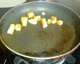 A picture of step 1 of Spinach coconut soup.