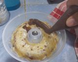 Foto langkah ke 8 dari resep Kue Pisang Kukus Coklat Lumer.
