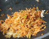 A picture of step 2 of Russian chicken cutlet.