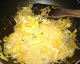 Foto langkah ke 6 dari resep Bihun goreng.