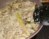 Foto langkah ke 4 dari resep Nasi Pepes Ayam Jamur.