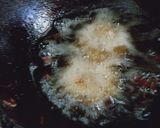 A picture of step 6 of Potato n chicken donuts.
