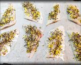 Foto del passaggio 3 della ricetta Branzino agli Aromi su Crema di Patate e Carote