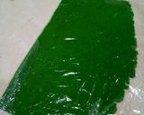 Foto langkah ke 4 dari resep Watermelon Cookies (Kue Semangka).