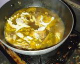 Foto langkah ke 6 dari resep Soto ayam telur kol bumbu instan.