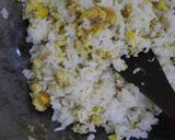 Foto langkah ke 3 dari resep #GA2 Nasi goreng sederhana ala anak kos.