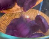Foto langkah ke 2 dari resep Purple dumpling.