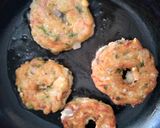 A picture of step 4 of Gajar urad vada.