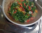 Foto langkah ke 5 dari resep Tumis kangkung.