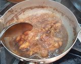 A picture of step 3 of Chicken Boiled in Coke.
