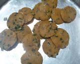 A picture of step 2 of Sindhi Besan tikki Curry.