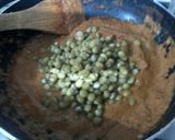 A picture of step 5 of Chanya tonak dry peas curry.