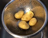Une image de l'étape 3 de Citrouille joyeuse (purée de courge delica moretti,pommes de terre,lard,emmental,persil).