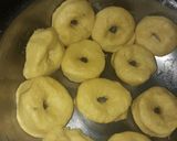 Foto langkah ke 3 dari resep Donat ubi tanpa fermipan.