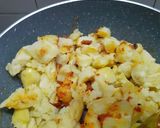 A picture of step 5 of Bhandarewali aloo ki sabzi (Indian Potato Curry).