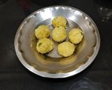 A picture of step 1 of Vegetable Manchurian Masala.
