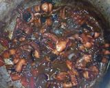 A picture of step 5 of Pweza stew.