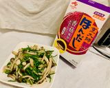「烹大師香菇風味」水蓮炒菇菇的食譜步驟4照片