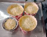 Foto langkah ke 6 dari resep Muffin Kurma Keju.