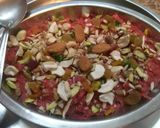 A picture of step 3 of Gajar ka halwa.