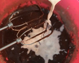 Foto del paso 2 de la receta: Bizcocho de chocolate 🍫interior húmedo y tierno
