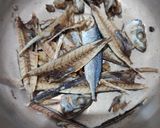 Foto langkah ke 1 dari resep Tumis Ikan Asin Rebus Dan Pete.