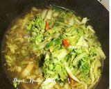 Foto langkah ke 3 dari resep Tumis Sawi Putih.