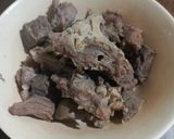 Foto langkah ke 1 dari resep Krengsengan Daging Kambing.