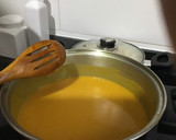 Foto del paso 7 de la receta: Crema vegana de zapallo, cebolla y zanahoria al curry