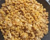 Easy egy serpenyős darált húsos tészta füstölt sajttal nyakon verve recept fázis 3 fotója