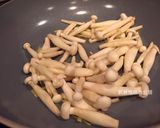 A picture of step 4 of Silky Eggs with White Beech Mushrooms (Full Version).