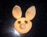 Foto del paso 8 de la receta: Cómo cortar carita de conejo con masa de galletas