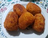 Foto langkah ke 7 dari resep Kroket kentang isi daging #BikinRamadanBerkesan.