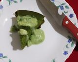 A picture of step 4 of Palak Suji Cake.