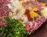 Foto del paso 1 de la receta: Carne para hamburguesa jugosa y suavecita 🍔