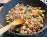 Une image de l'étape 16 de Sauté de porc mijoté au curry avec des légumes.