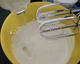 A picture of step 5 of No Bake Blueberry Biscuit Cake.