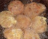 Foto langkah ke 6 dari resep Perkedel kentang.