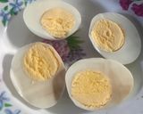 Foto langkah ke 5 dari resep Telur Rebus Kuning Utuh.