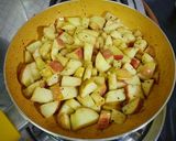 A picture of step 5 of Apple Pie Smoothie.