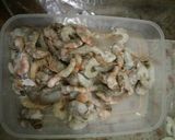 Foto langkah ke 1 dari resep Udang Saus Padang Ala ala.